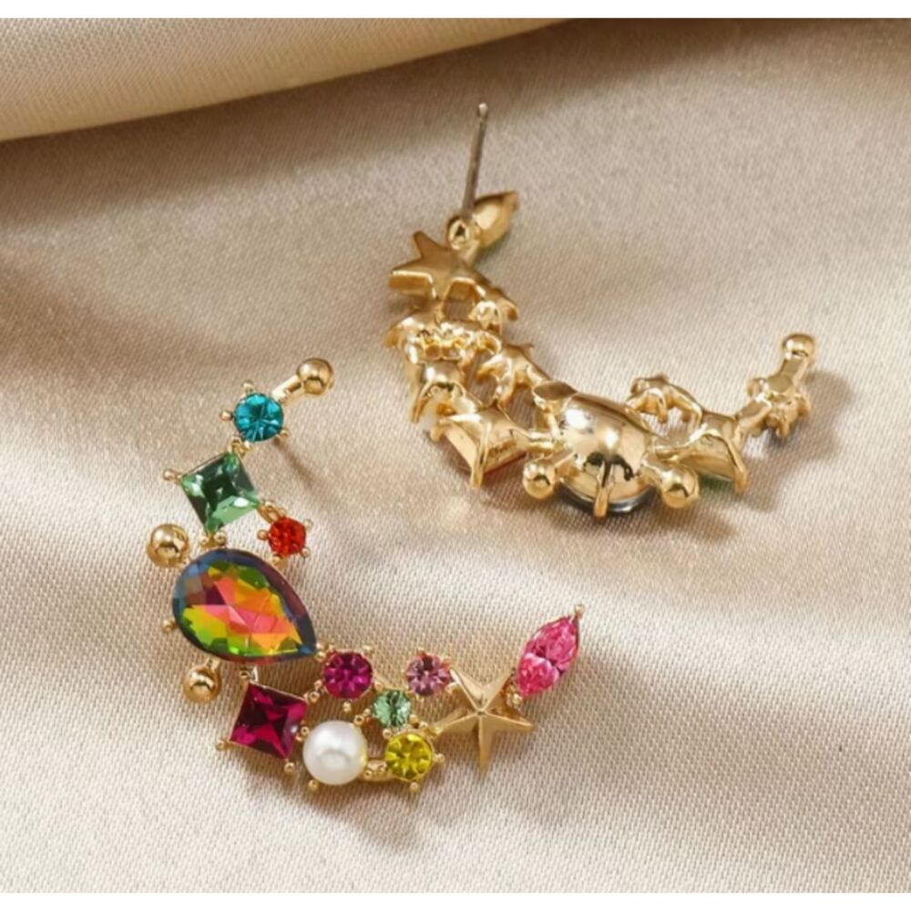Moon or C Shaped Rhinestone Earrings STUNNING! - Picture 3 of 7